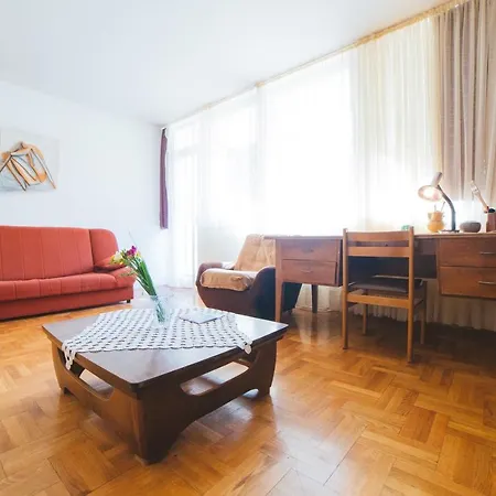 Apartament Spacious And Cozy House Bakula *