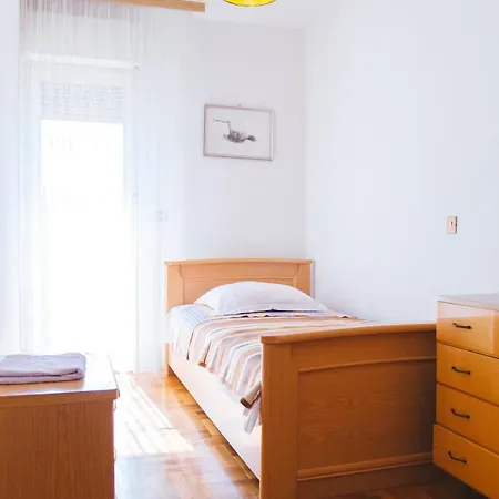 Spacious And Cozy House Bakula